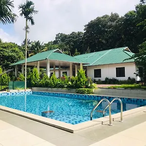 Hotel Green Aura By Bob, Wayanad