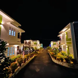 Hotel Luxe - &, Wayanad
